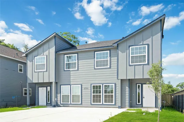 $2,200 | 4506 Mayflower Street, Unit B, Houston, TX 77051