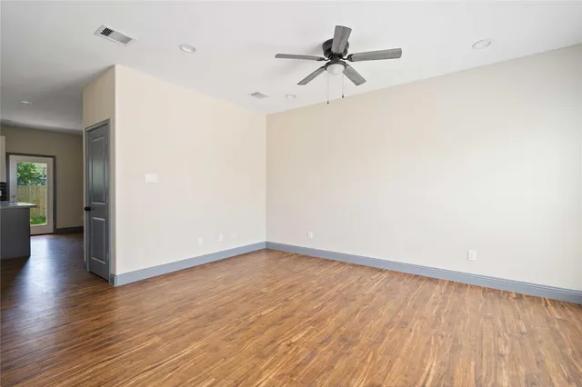$2,200 | 4506 Mayflower Street, Unit B, Houston, TX 77051