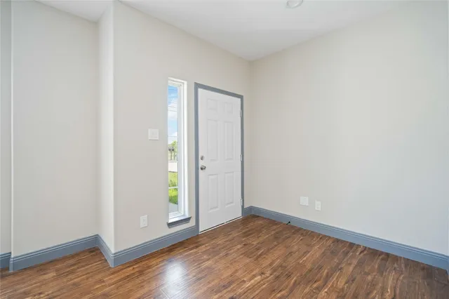 $2,200 | 4506 Mayflower Street, Unit B, Houston, TX 77051