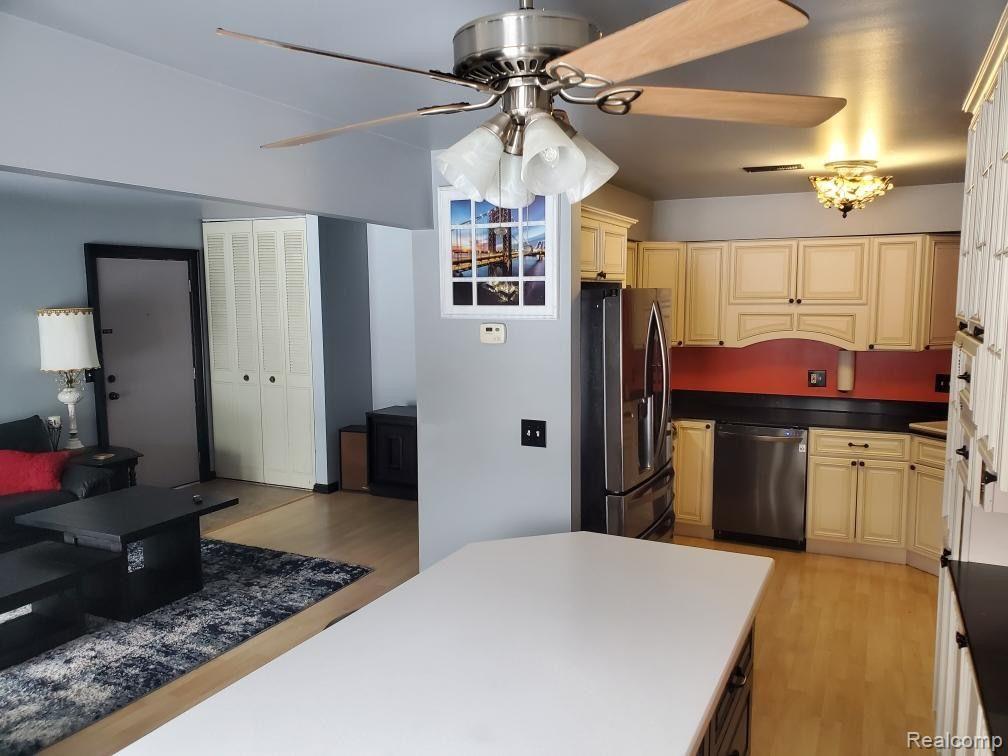 460 Baldwin Avenue, Unit 41 Rochester, MI 48307 - Photo 7 of 17