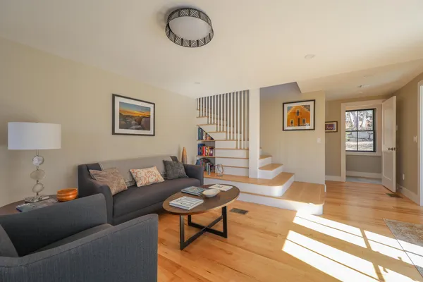 $1,100,000 | 46 Atlantic Avenue, Vinalhaven, ME 04863