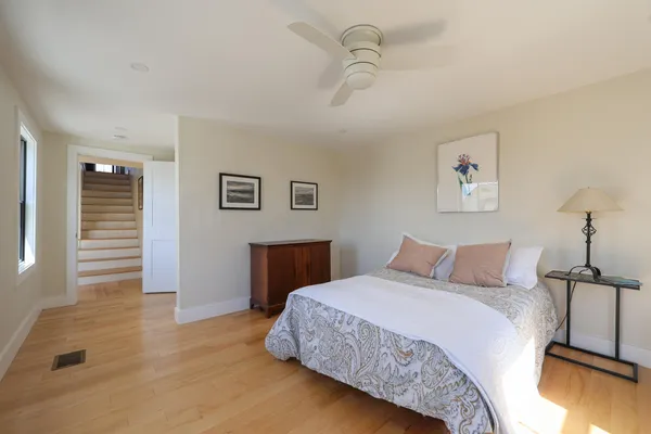 $1,100,000 | 46 Atlantic Avenue, Vinalhaven, ME 04863