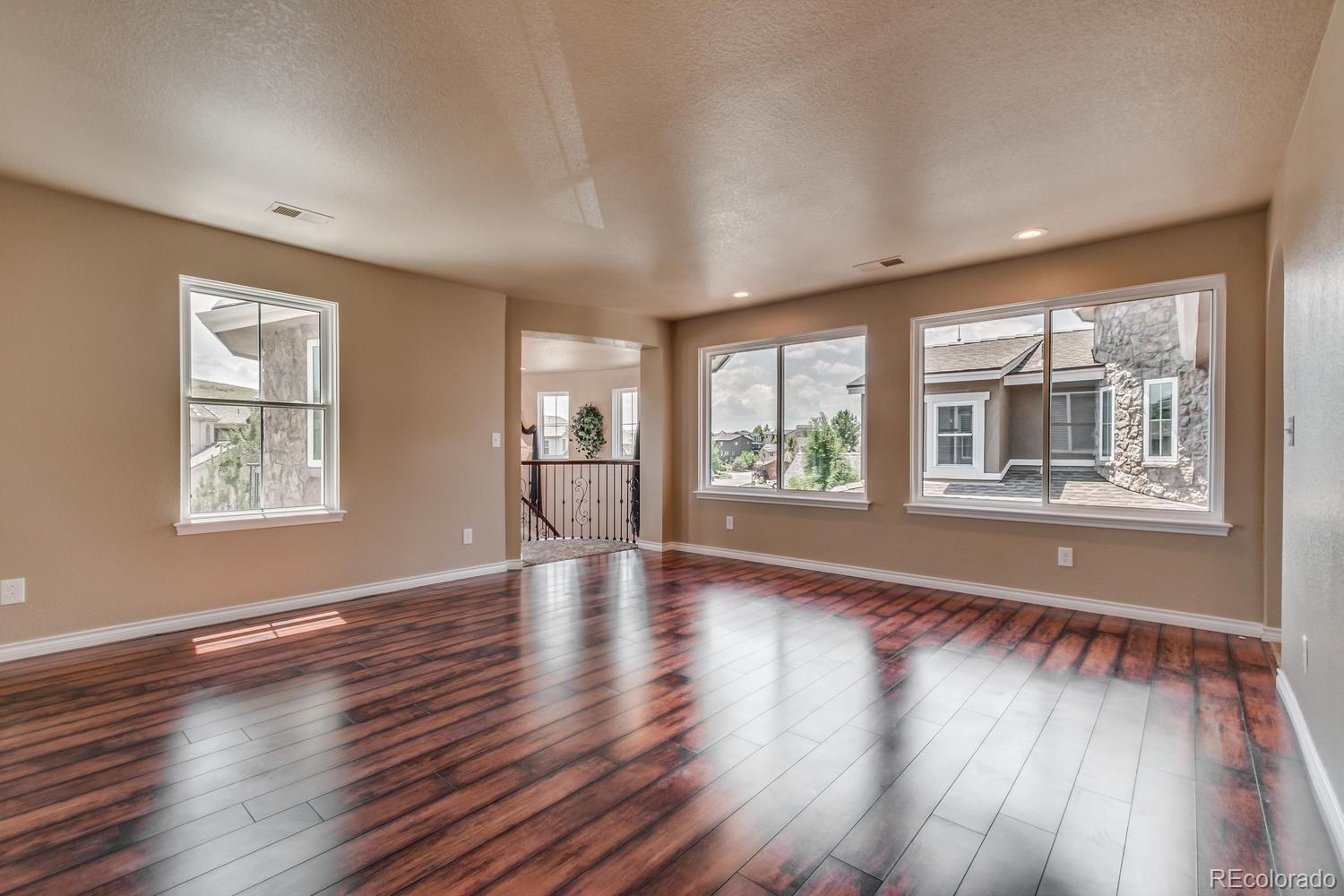2811 Southshire Road Highlands Ranch, CO 80126 - Photo 24 of 34 Gallery Image 24