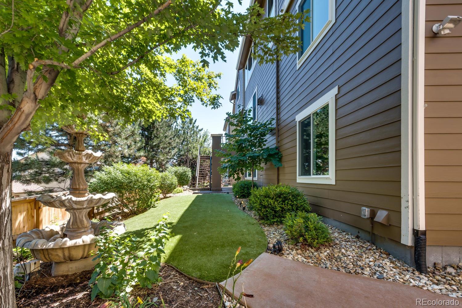 2811 Southshire Road Highlands Ranch, CO 80126 - Photo 31 of 34 Gallery Image 31