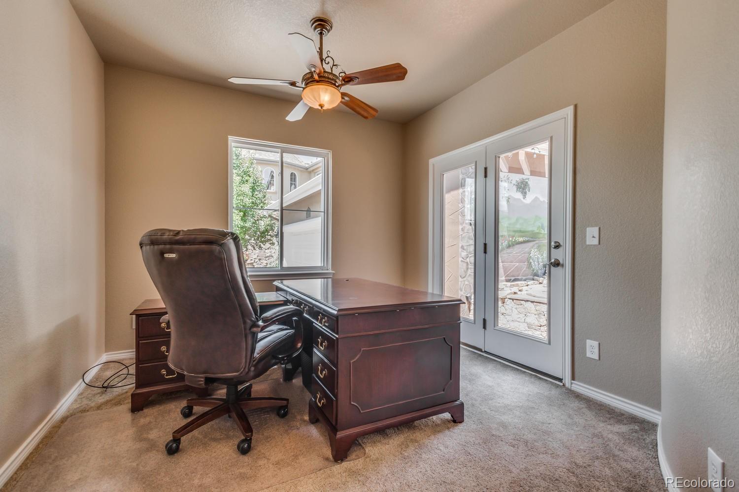 2811 Southshire Road Highlands Ranch, CO 80126 - Photo 6 of 34 Gallery Image 6