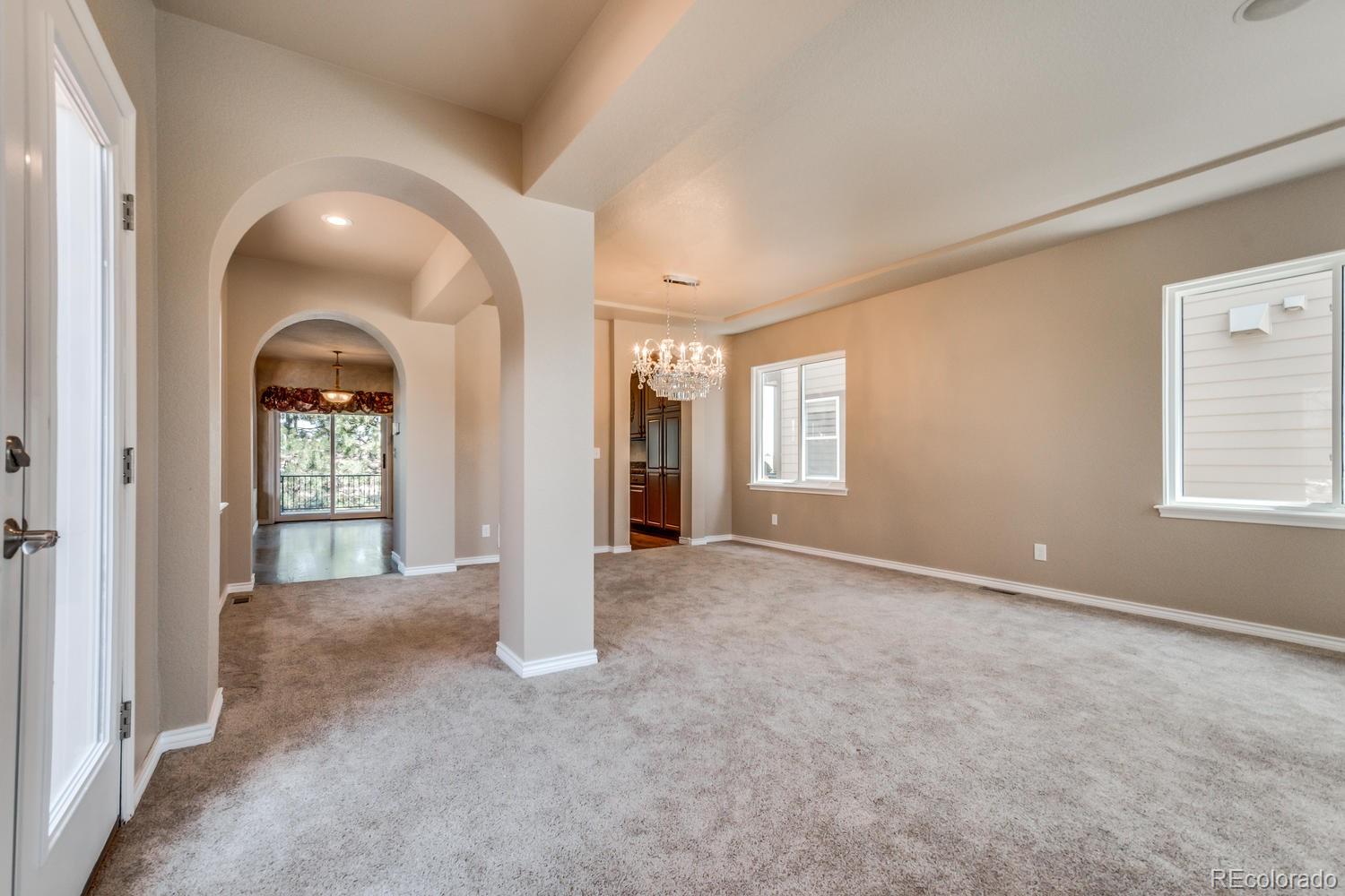 2811 Southshire Road Highlands Ranch, CO 80126 - Photo 7 of 34 Gallery Image 7
