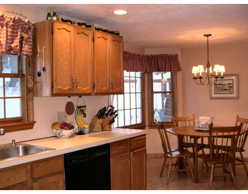 5 Vose Hill Road Maynard, MA 01754 - Photo 3 of 11 Gallery Image 3