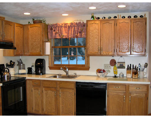 5 Vose Hill Road Maynard, MA 01754 - Photo 4 of 11 Gallery Image 4