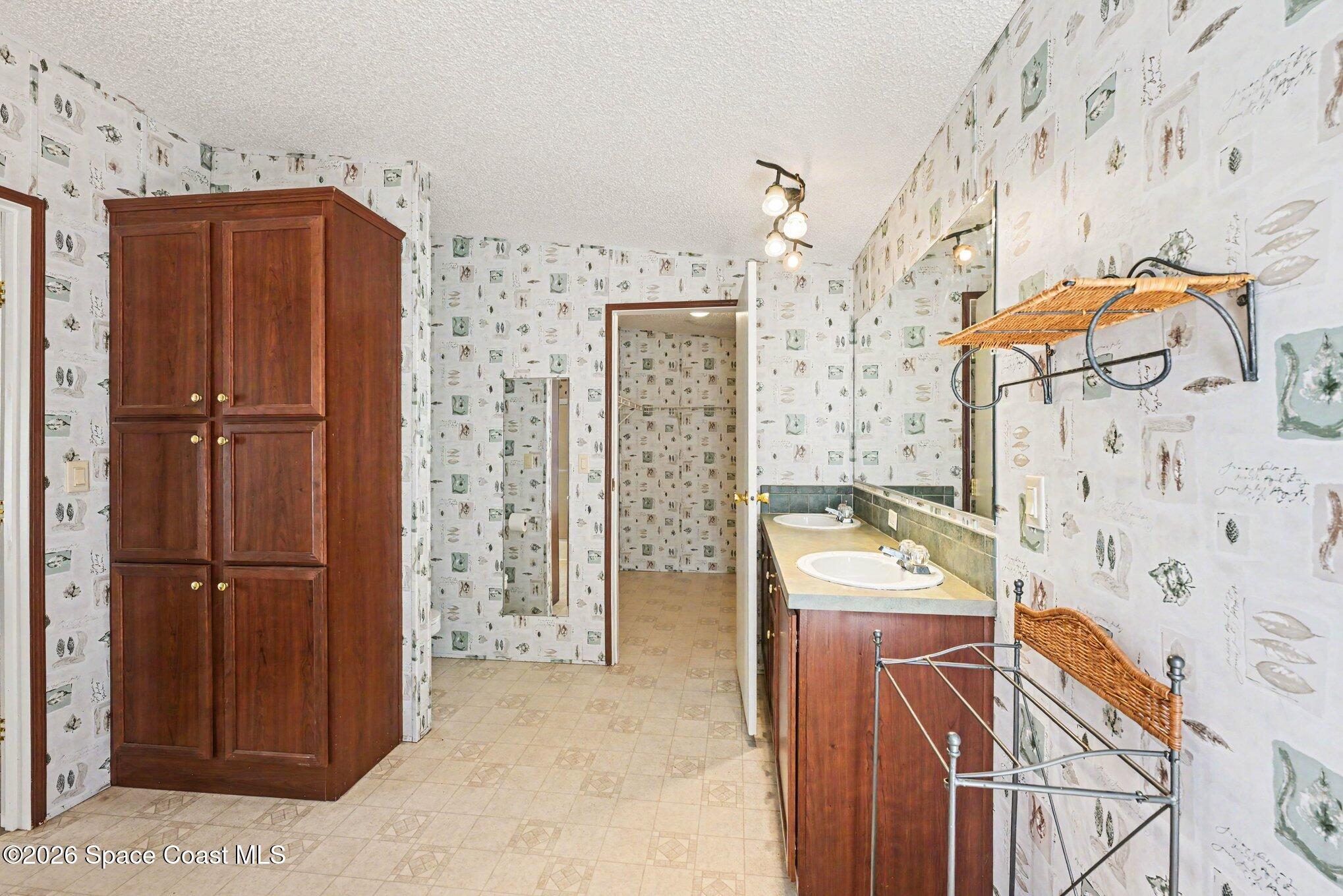 4785 Harrison Road Mims, FL 32754 - Photo 15 of 34 primary bathroom