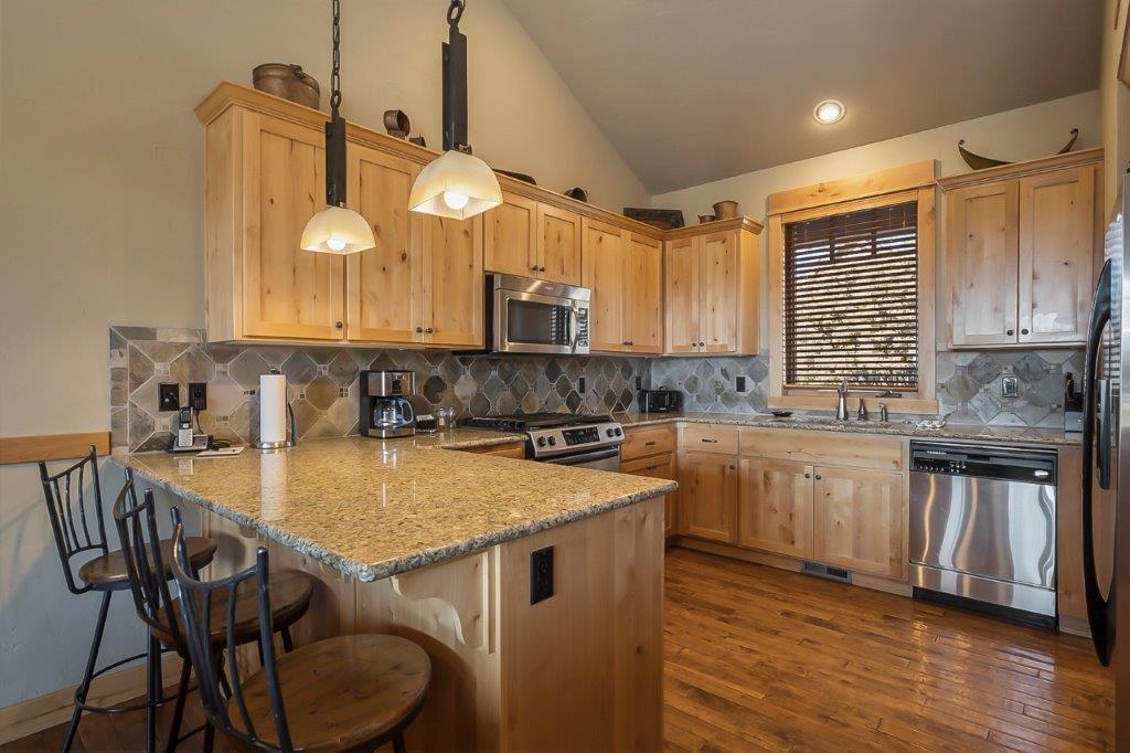 16656 South W Brasada Ranch Road, Unit 112 Powell Butte, OR 97753 - Photo 6 of 31 06JH5_1747