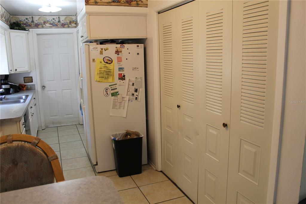 2755 Taylor Road Auburndale, FL 33823 - Photo 69 of 86 a bathroom with a shower