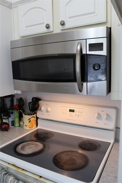 2755 Taylor Road Auburndale, FL 33823 - Photo 78 of 86 a close view of utility and sink in a kitchen
