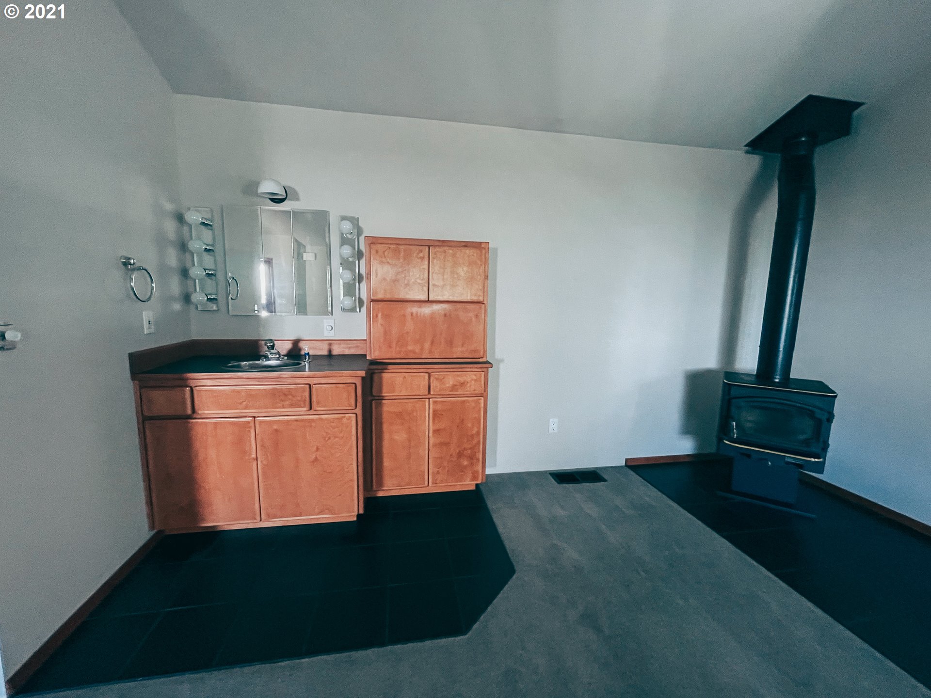 18148 Rainbow Rock Road Brookings, OR 97415 - Photo 23 of 32 a room with storage and utility