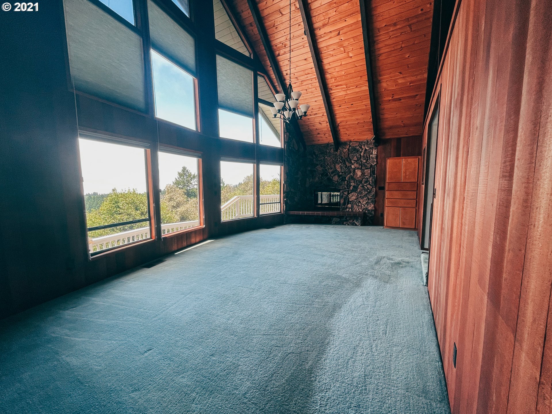 18148 Rainbow Rock Road Brookings, OR 97415 - Photo 9 of 32 a view of a room with a large window