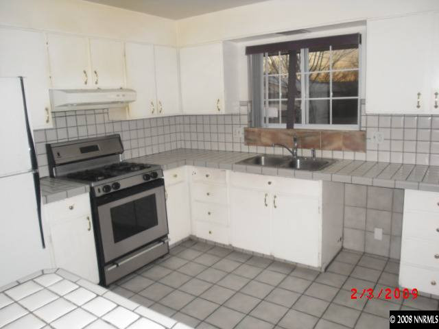 2515 Pequop Street Reno, NV 89512 - Photo 2 of 9 Photo 2