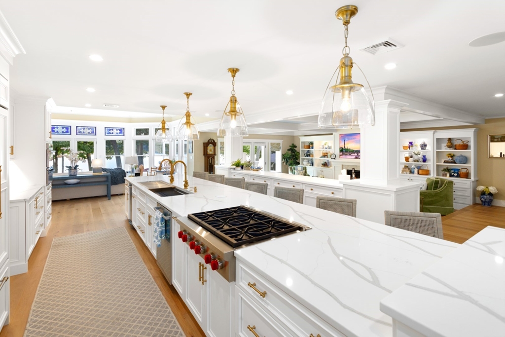 116 Locksley Road Lynnfield, MA 01940 - Photo 19 of 42 Gallery Image 19