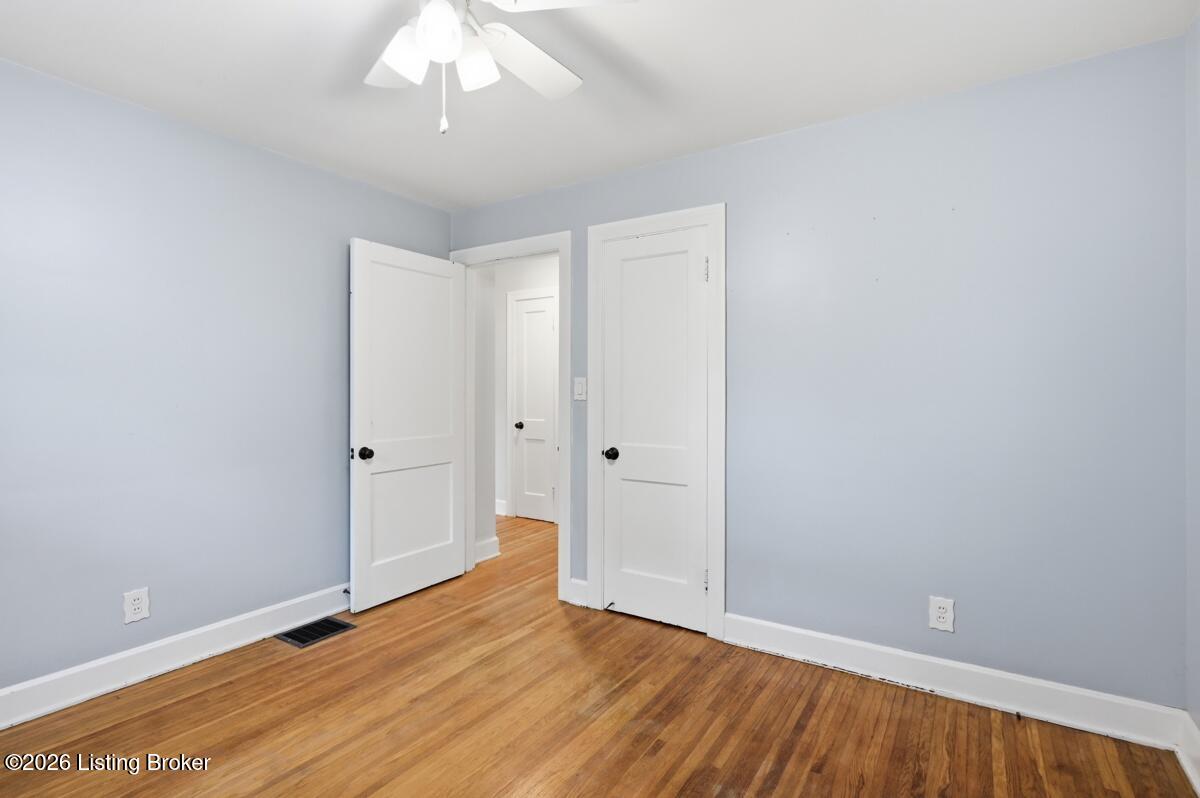 4122 Ledyard Road Richlawn, KY 40207 - Photo 16 of 29 014
