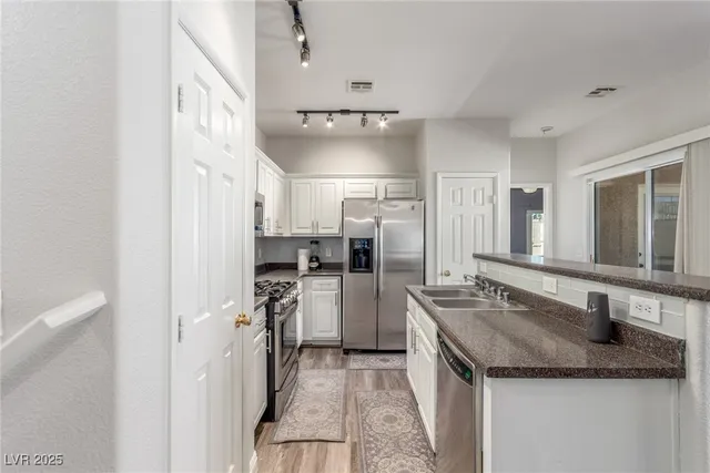 $250,000 | 6329 Blowing Sky Street, Unit 201, North Las Vegas, NV 89081