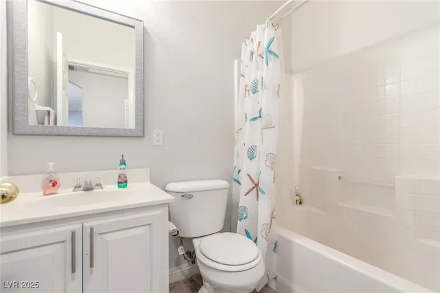 $250,000 | 6329 Blowing Sky Street, Unit 201, North Las Vegas, NV 89081