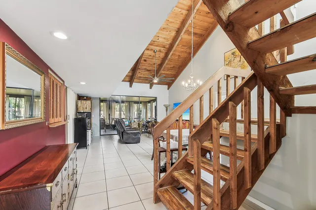 a view of an entryway