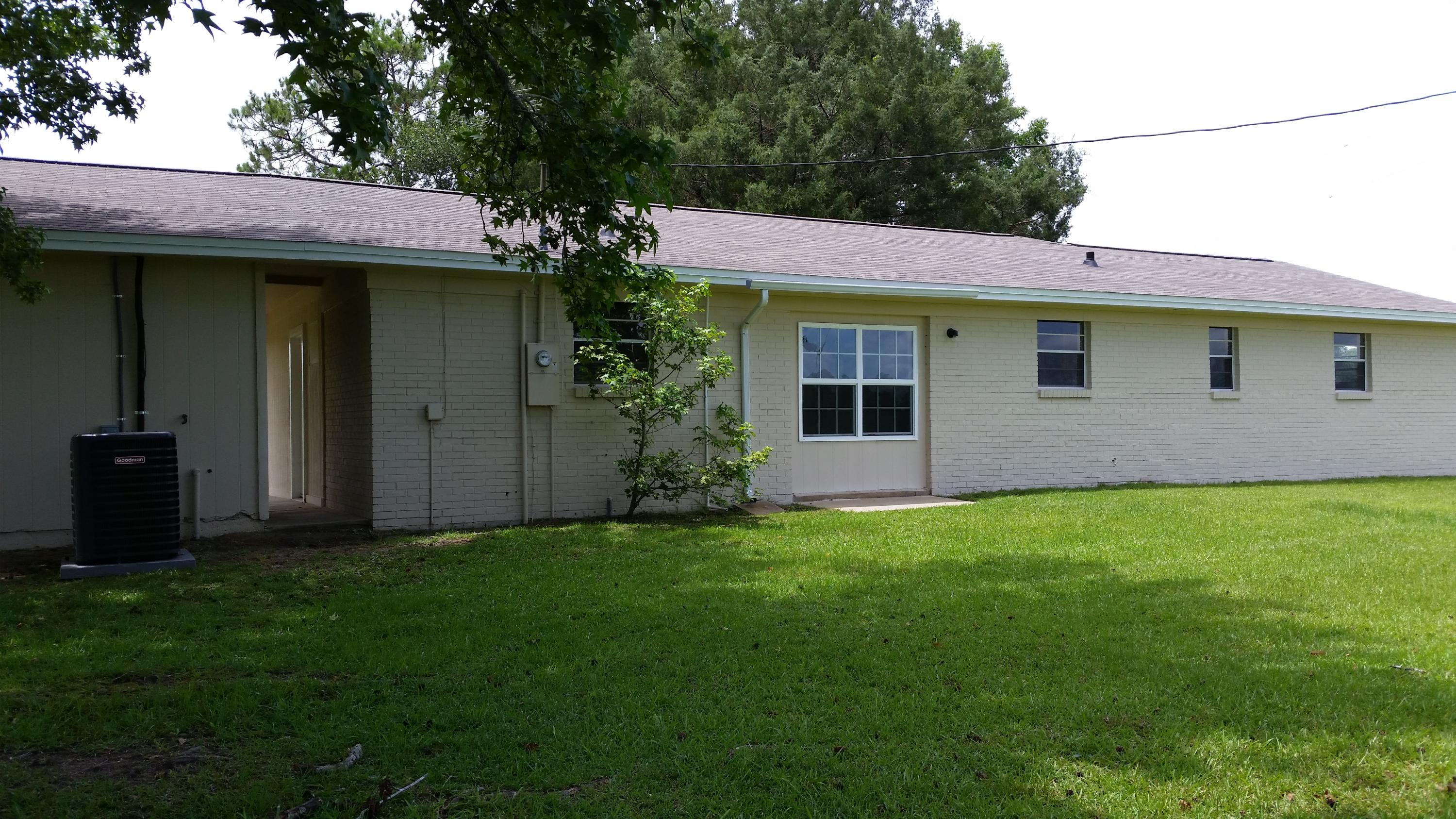 2238 Harrison Road DeFuniak Springs, FL 32433 - Photo 2 of 13 Gallery Image 2