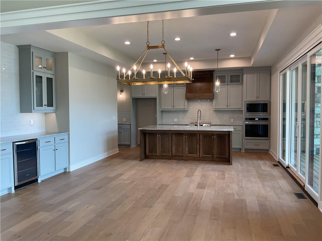 8989 Freedom Street Lenexa, KS 66227 - Photo 15 of 34