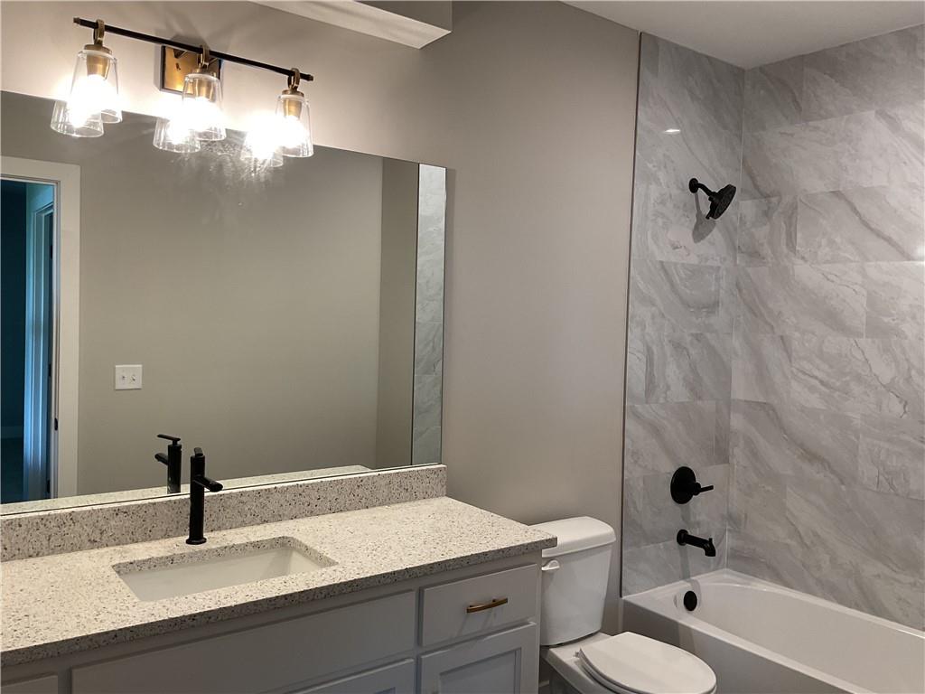 8989 Freedom Street Lenexa, KS 66227 - Photo 27 of 34
