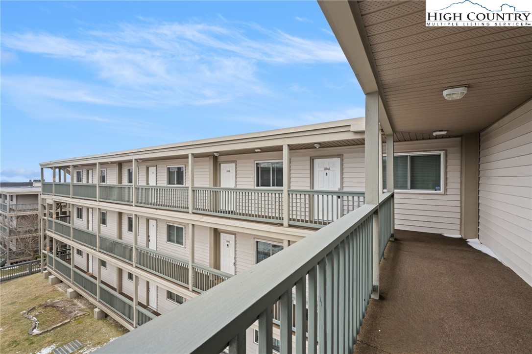 301 Pinnacle Inn Road, Unit 3304A Beech Mountain, NC 28604 - Photo 21 of 36