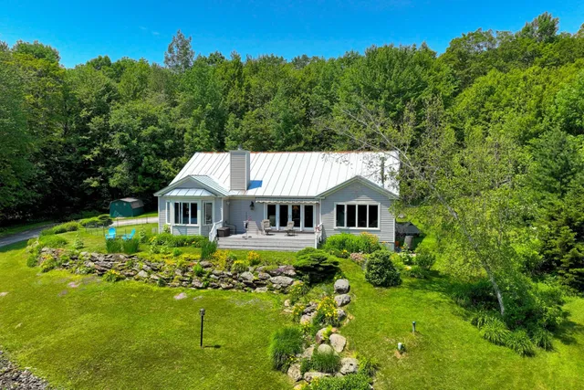 $715,000 | 333 Music Mountain Road, Stockbridge, VT 05772