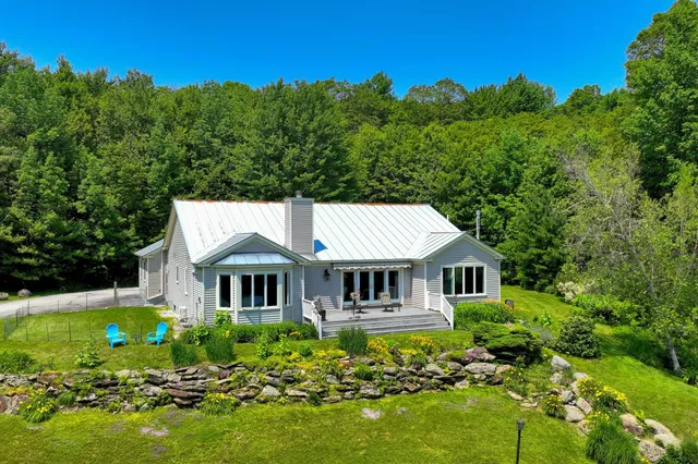$715,000 | 333 Music Mountain Road, Stockbridge, VT 05772