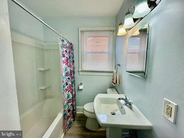$1,600 | 532 Dunlap Street, Winchester, VA 22601