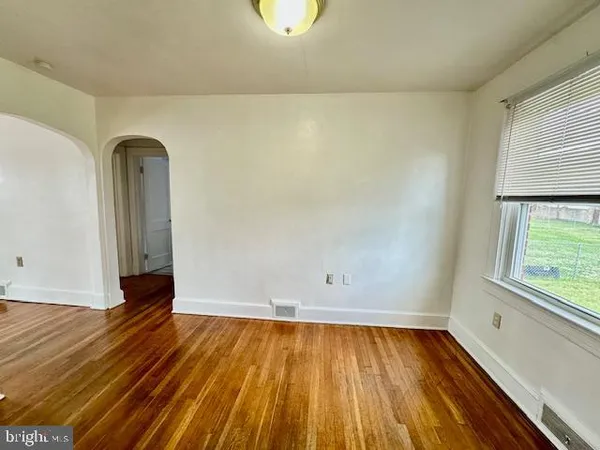 $1,600 | 532 Dunlap Street, Winchester, VA 22601