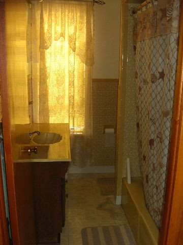 138 Chiswell Road Schenectady, NY 12304 - Photo 7 of 7 Photo 7