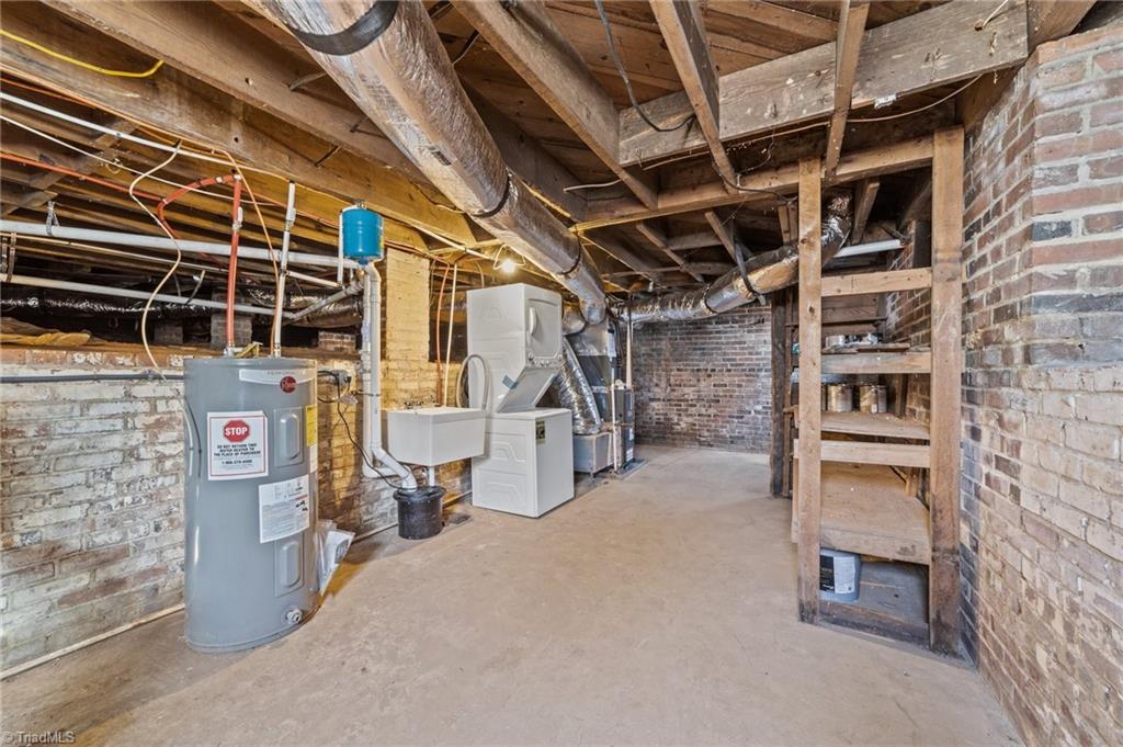415 Forrest Street High Point, NC 27262 - Photo 25 of 29 Gallery Image 25