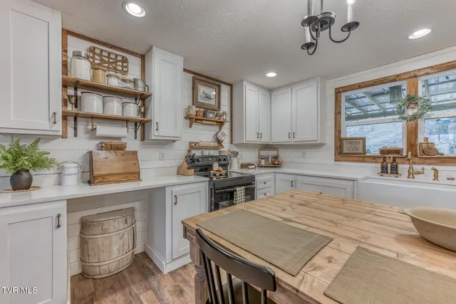 $350,000 | 193 North Fork Branch Road, Rogersville, TN 37857