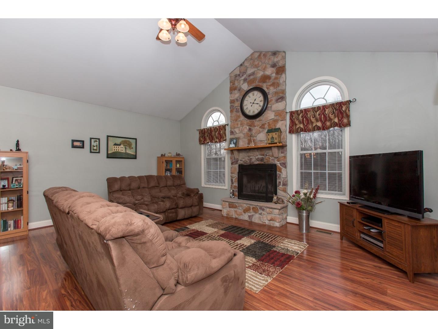 1348 Airport Road Coatesville, PA 19320 - Photo 12 of 25 Family Room