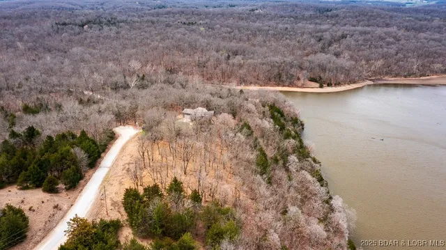 $59,850 | Fischer Place, Edwards, MO 65326