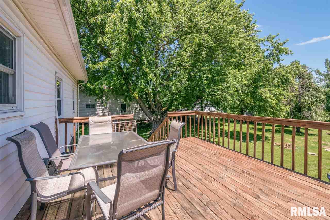 18895 Wells Ferry Road Bettendorf, IA 52722 - Photo 12 of 16 Gallery Image 12