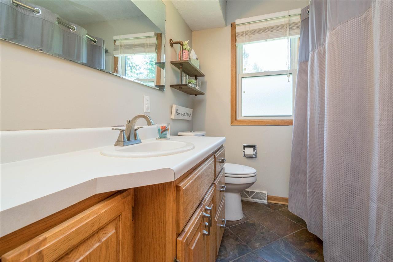 18895 Wells Ferry Road Bettendorf, IA 52722 - Photo 9 of 16 Gallery Image 9