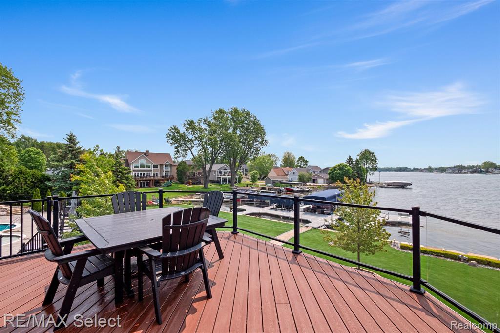 2559 North Long Lake Road Fenton, MI 48430 - Photo 87 of 90 Gallery Image 87