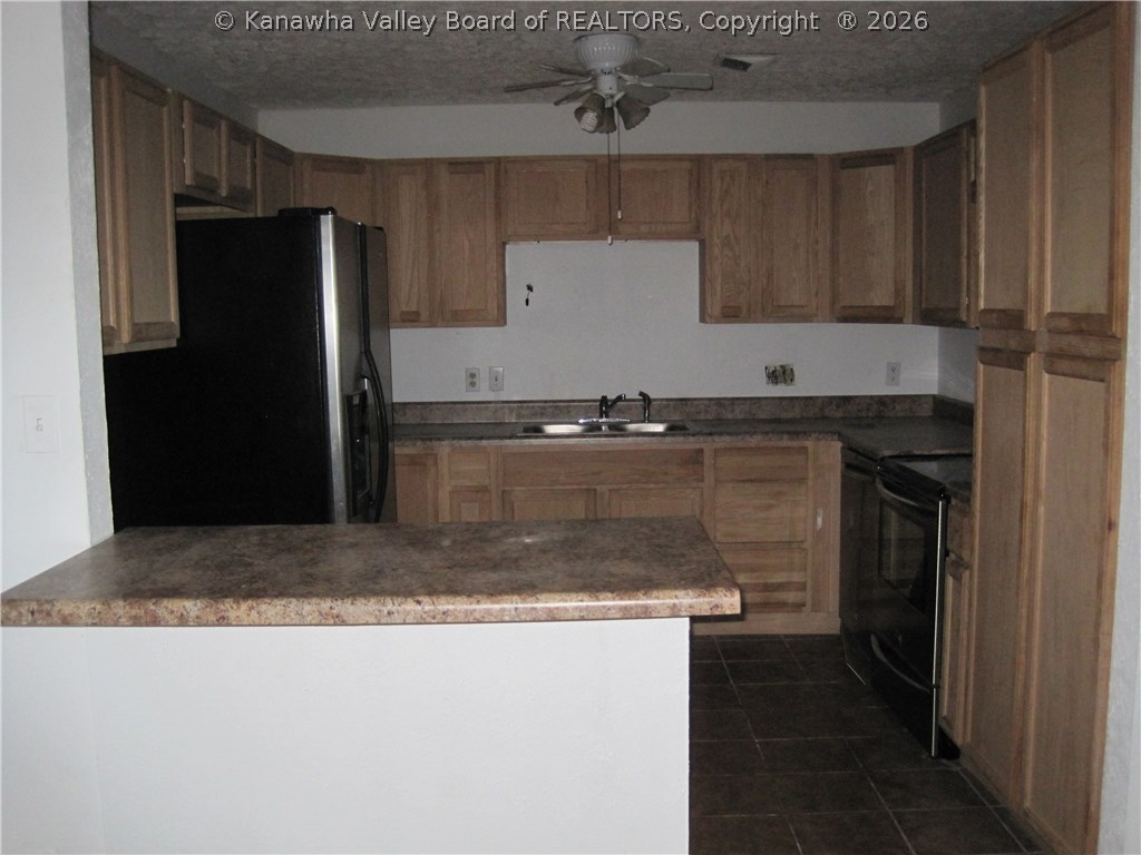127 Shawnee Estates Winfield, WV 25213 - Photo 4 of 11 Gallery Image 4