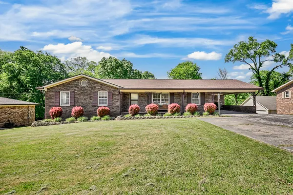 $299,900 | 326 Donna Drive, Hopkinsville, KY 42240