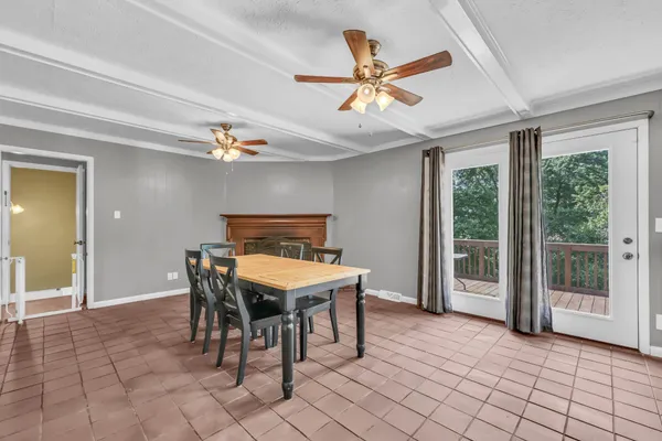 $299,900 | 326 Donna Drive, Hopkinsville, KY 42240