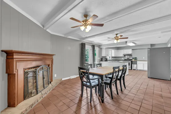 $299,900 | 326 Donna Drive, Hopkinsville, KY 42240