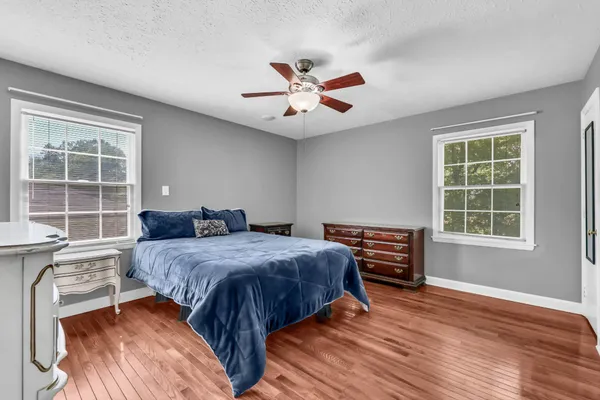 $299,900 | 326 Donna Drive, Hopkinsville, KY 42240