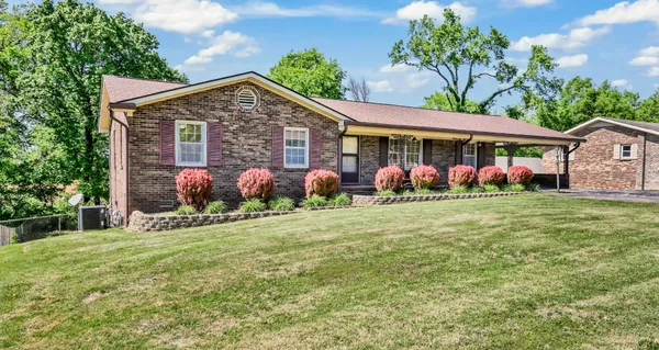 $299,900 | 326 Donna Drive, Hopkinsville, KY 42240