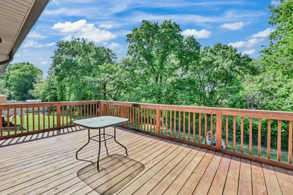 $299,900 | 326 Donna Drive, Hopkinsville, KY 42240
