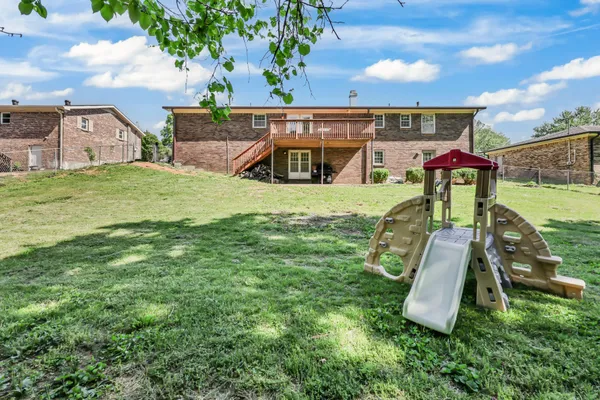 $299,900 | 326 Donna Drive, Hopkinsville, KY 42240