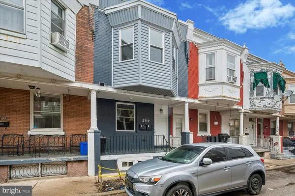 $1,990 | 5719 Cambridge Street, Unit 1, Philadelphia, PA 19131