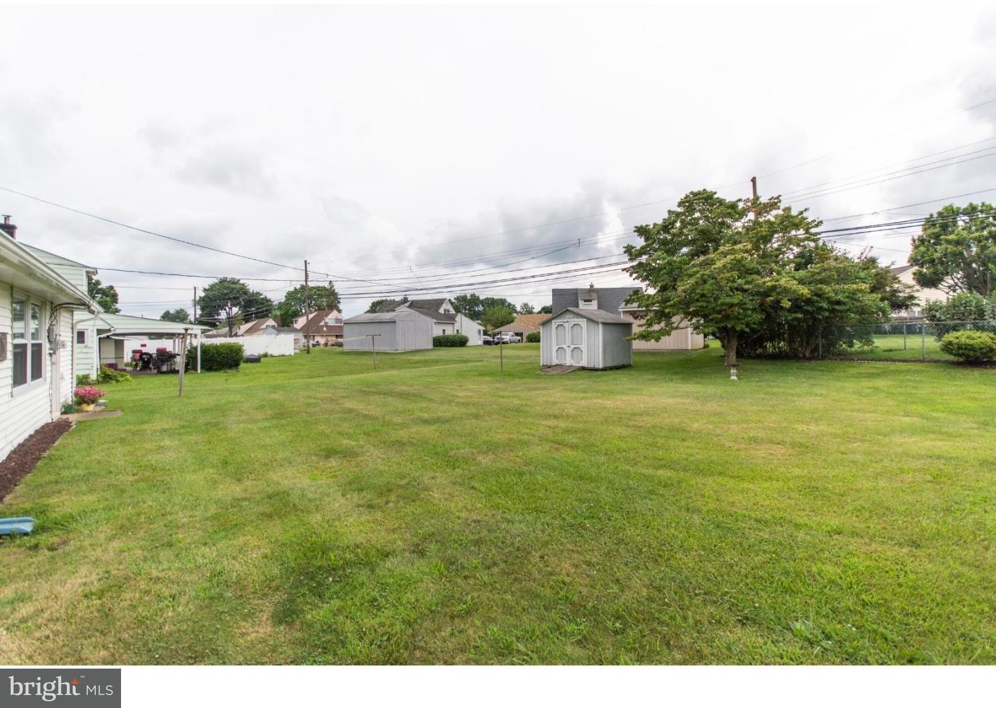 33 Crystal Road Levittown, PA 19057 - Photo 22 of 24 Gallery Image 22